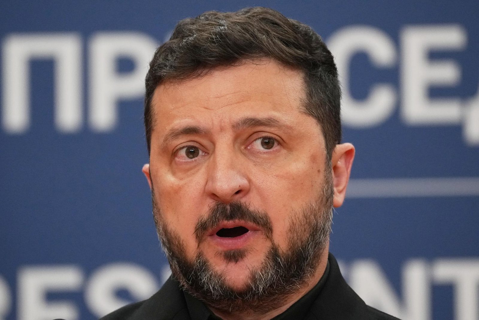 Zelenskyy Claims Russia Will Deploy Up to 50,000 North Korean Troops
