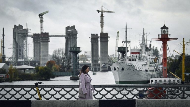 Russia Issues Kaliningrad Arsenal Warning; NATO and Lithuania Reject Nuclear Rhetoric as Baseless Pressure